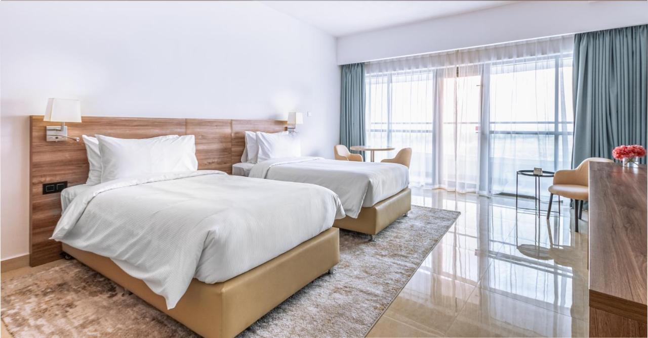 Pyramisa Hotel Apartments Dubaï Extérieur photo