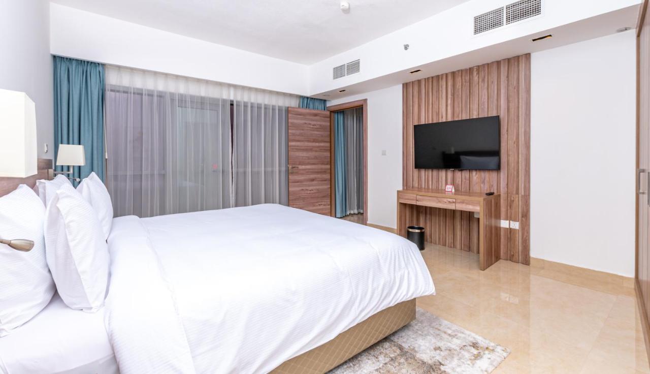 Pyramisa Hotel Apartments Dubaï Extérieur photo