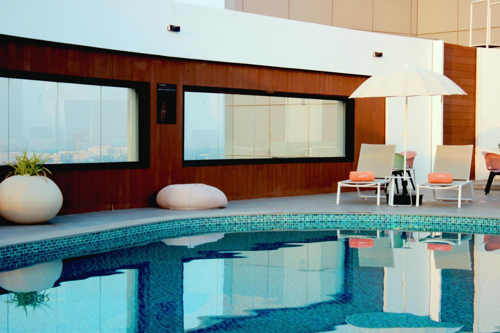 Pyramisa Hotel Apartments Dubaï Extérieur photo